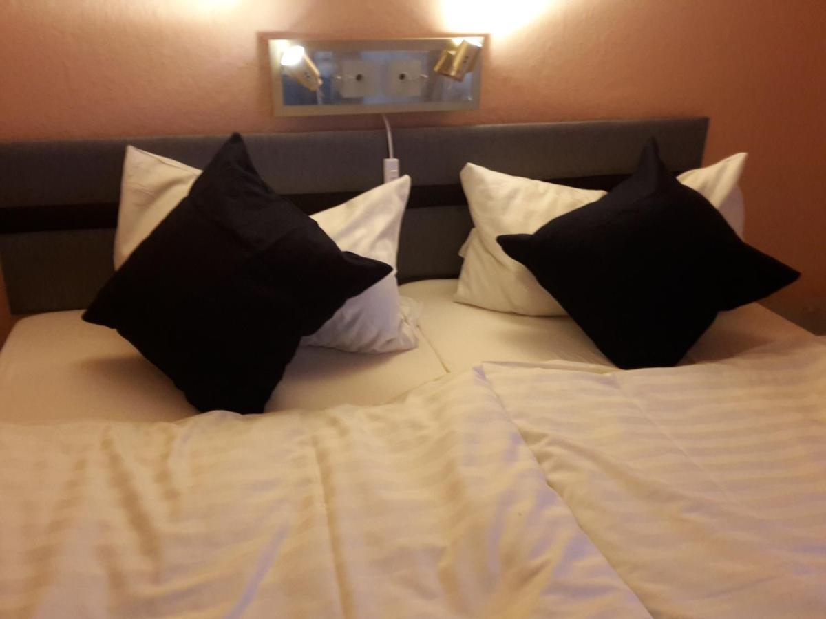 Ferienwohnung Dresden West Екстериор снимка