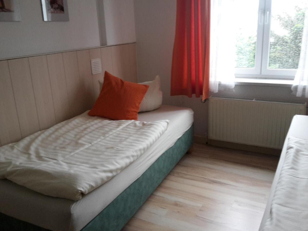 Ferienwohnung Dresden West Екстериор снимка
